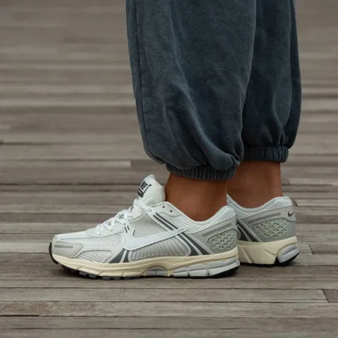 Nike Zoom Vomero 5 Climacool Beige Grgey
