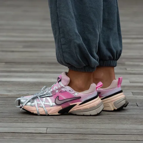 Nike Runtekk Silver Pink