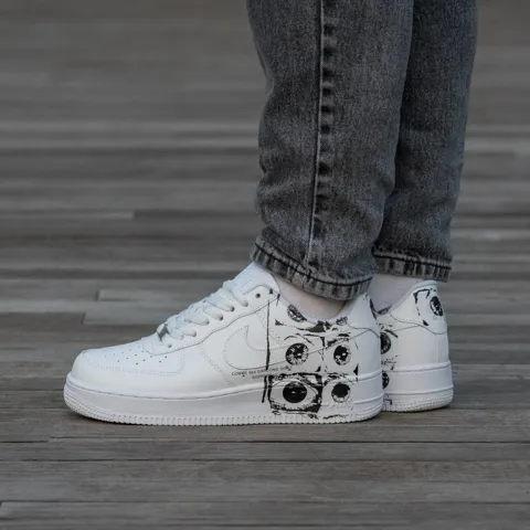Nike Air Force 1 Low x Supreme CDG