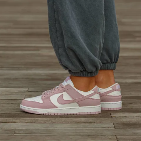 Nike SB Dunk Low Pink Corduroy