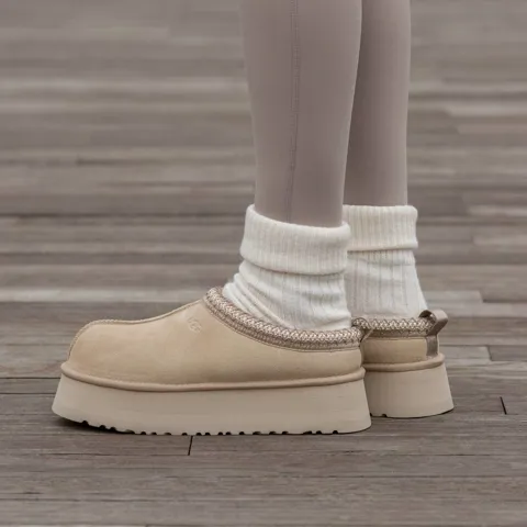 Ugg Tasman Platform Beige