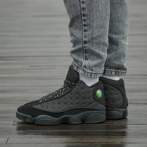 Air Jordan Retro 13 Black Cat