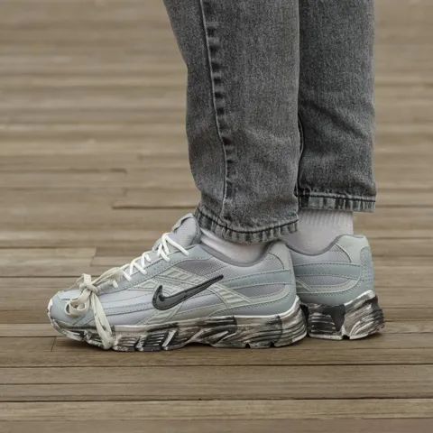 Nike Initiator Custom