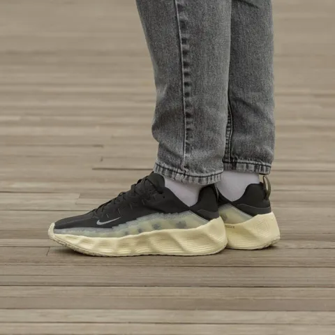 Nike Ava Rover