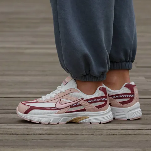 Nike Initiator Rose