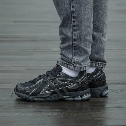 New Balance 1906a Black Grey