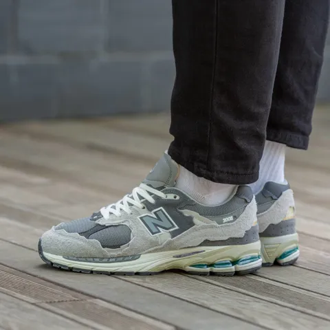 New Balance 2002R Protection Pack «Rain Cloud»