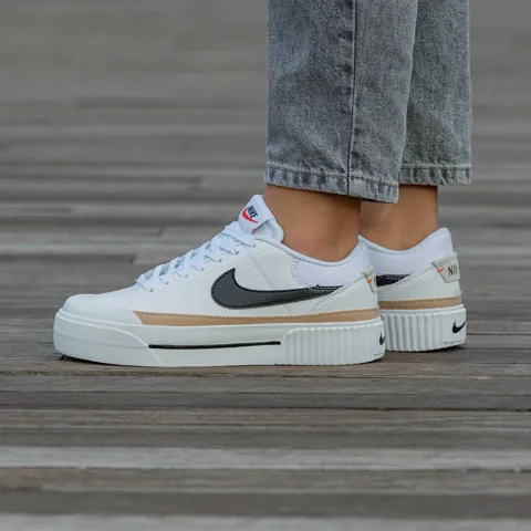 Nike Court Legacy Lift
