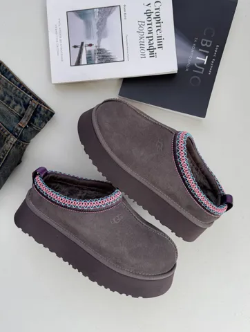 Tasman Platform Grey