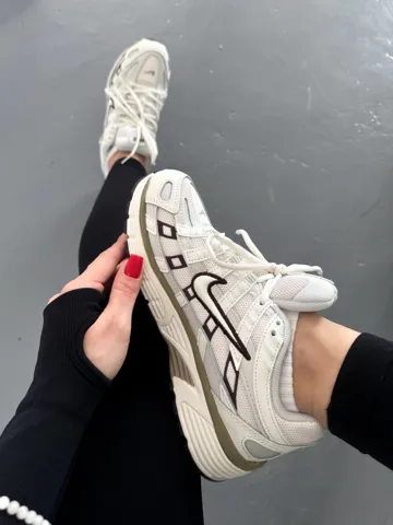 P-6000 White/Black ( S )