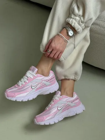 Initiator Pink