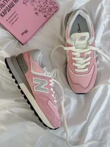 574 Pink