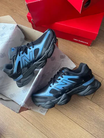 9060 Black/Blue
