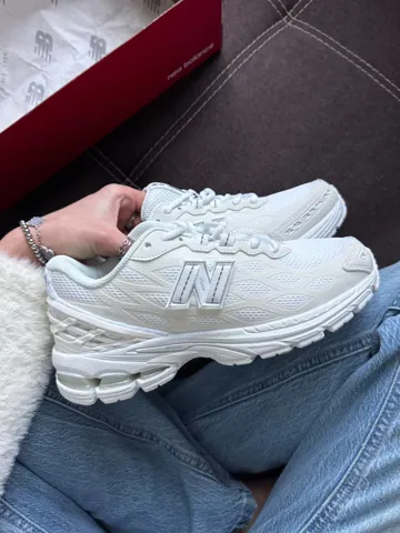 1906R Fantomfit White