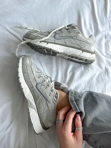 P-6000 Grey