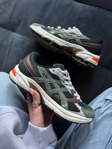 Gel-1130 Khaki Brown Grey