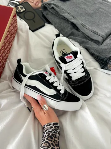 KNU OLD SKOOL BLACK / WHITE premium