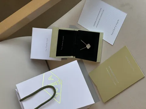 Van Cleef & Arpels Pendant Vintage Alhambra Onyx K18 Yellow Gold