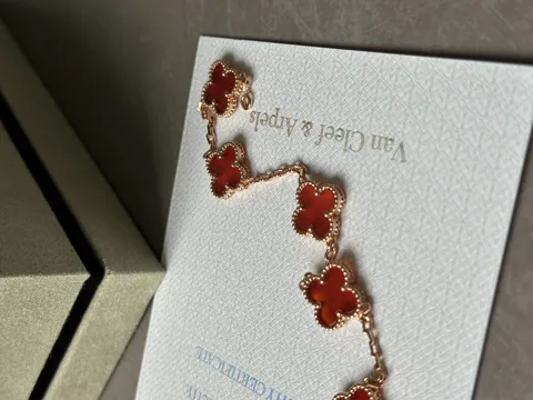Van Cleef & Arpels Bracelet Vintage Alhambra Carnelian 18K Rose Gold