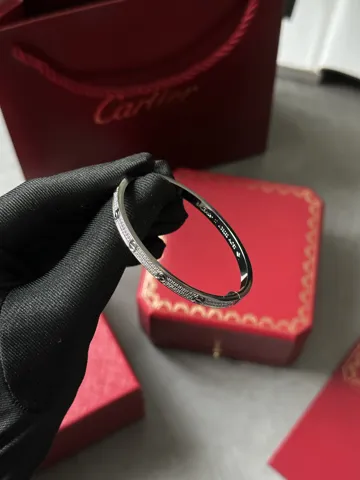 Cartier Love Diamond 18k White Gold Bracelet 17