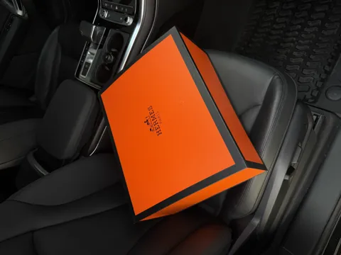 Коробка Hermes