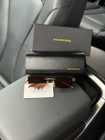 Balenciaga Brown/Gold BB0487S 001 61/17/145