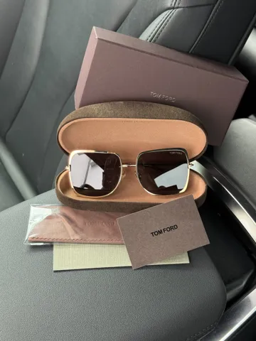 Tom Ford Black/Gold Tara-02 TF1319 30F 57/17/140