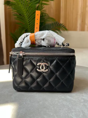 Chanel Classic Black Lambskin Pearl Crush Vanity Bag Silver
