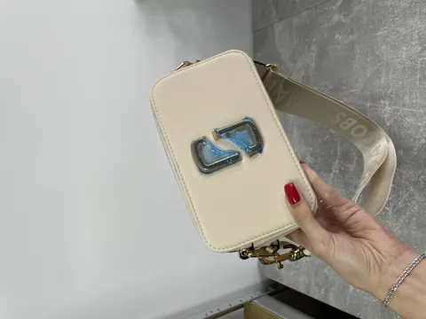 Marc Jacobs The Snapshot