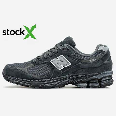 1867 New Balance 2002R