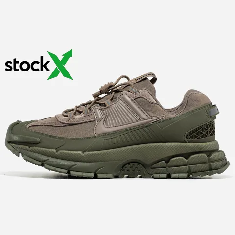 2370 Nike Air Zoom Vomero Roam
