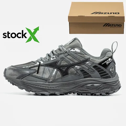 2628 Mizuno Racer Trail