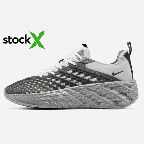 2978 Nike Ava Rover