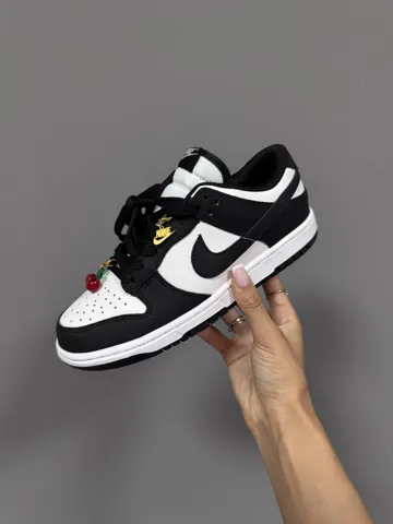 NIKE SB DUNK | BLACK / WHITE «CHERRY CHARMS» (8)
