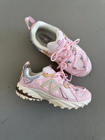 NEW BALANCE 610 | PINK / CREAM (1)