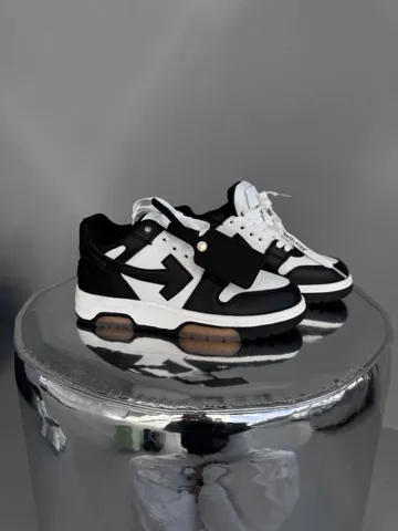 OFF WHITE x OUT OF OFFICE | BLACK / WHITE / GUM premium (1)