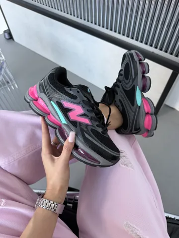 NEW BALANCE 2000 | BLACK / PINK / BLUE premium (2)