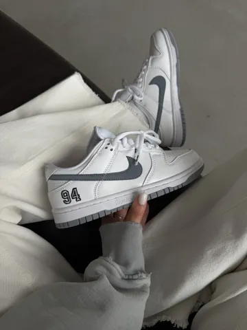 NIKE SB DUNK | SUPREME ‘94 WHITE / GREY premium (2)