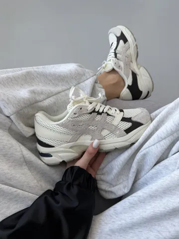 ASICS GEL-1130 | CREAM / BLACK premium