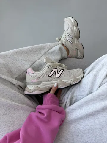 NEW BALANCE 9060 | LIGHT BEIGE / PINK premium