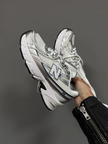 NEW BALANCE 740 | WHITE / NAVY BLUE (6)
