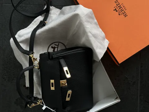 Hermès Kelly 20 Black