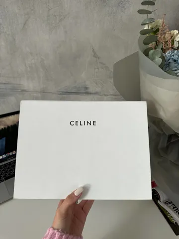 Коробка магніт Celine