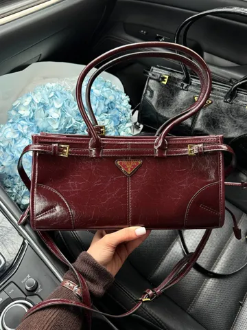 Prada Medium Leather Handbag Burgundy (оригінальна коробка)
