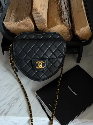 Chanel Heart Chain Clutch Bag Black Магнітна Коробка