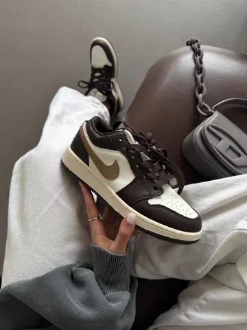 Nike Air Jordan 1 Low Beige/Brown