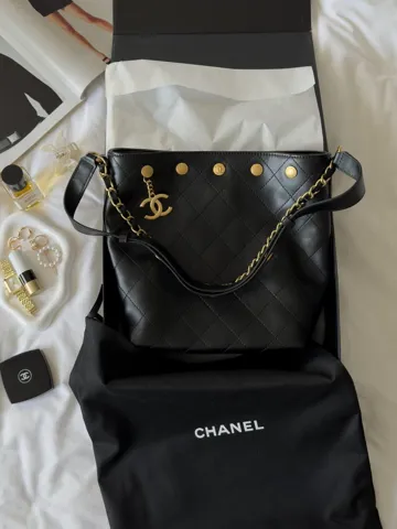 Chanel Small CC Quilted Shopping Bag Black/Gold