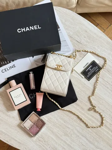 Chanel Pearl Crush Phone Case With Chain Lambskin Cream