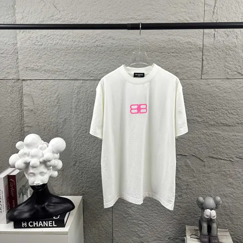 T-SHIRT BALENCIAGA