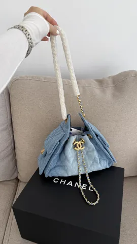 Chanel 25 mini jeans